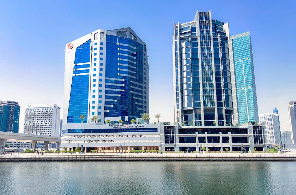 Top 5 Reasons to Discover Gulf Court Hotel Business Bay