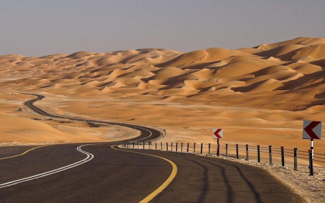 UAE Road Trips: Discover The Best 5 in The UAE