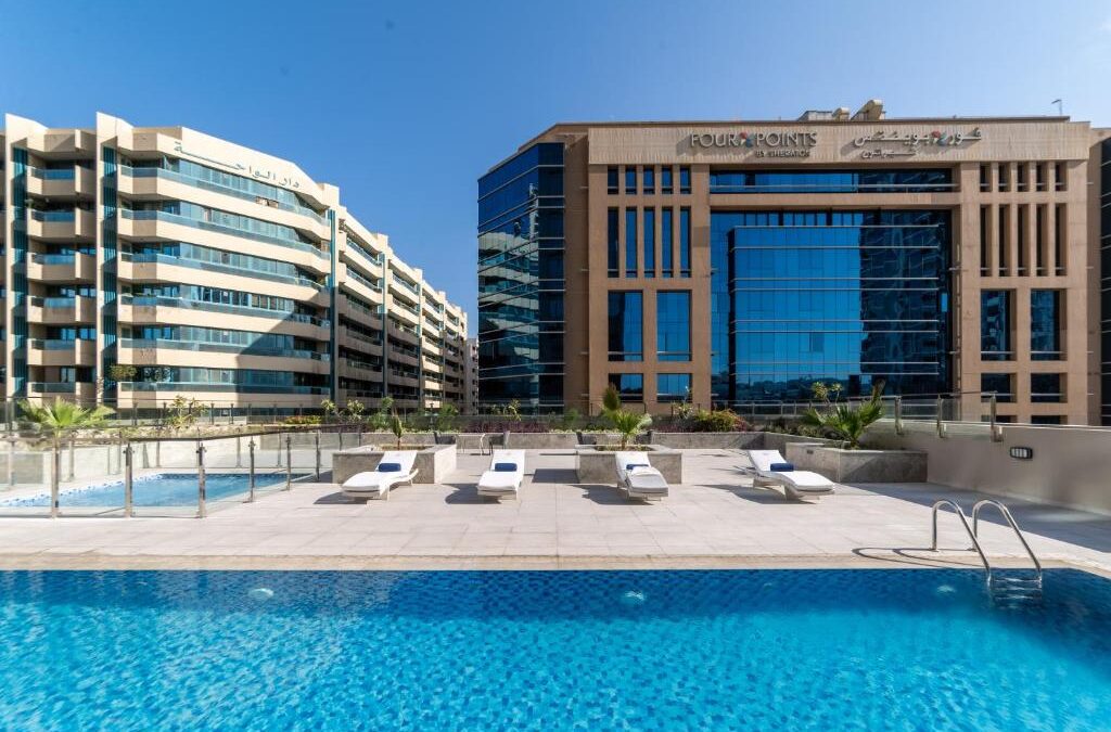 Suha Mina Rashid Hotel 4-Star Getaway Awaits
