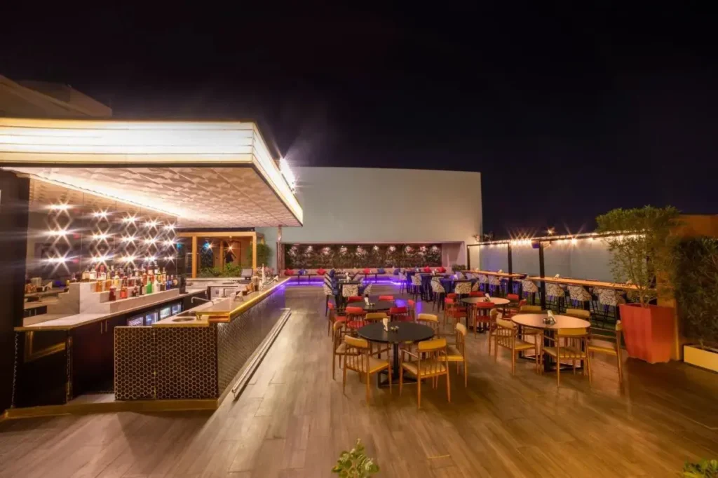Four Points by Sheraton Production City Dubai