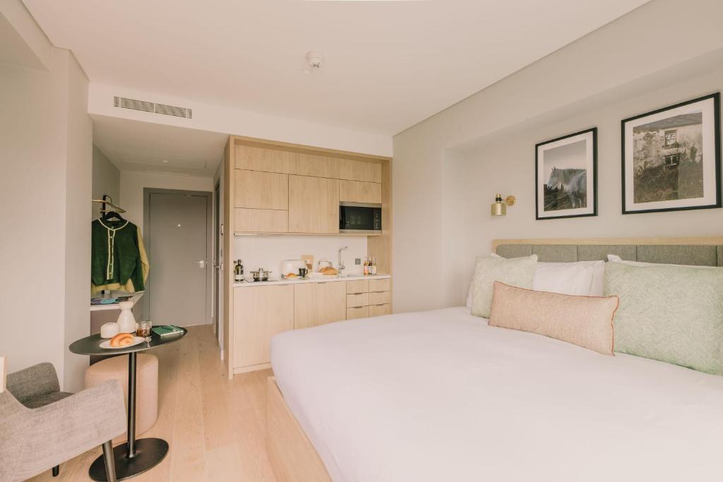 extended stay hotels europe